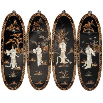 Black Lacquer Oval Plaque - Royal Ladies