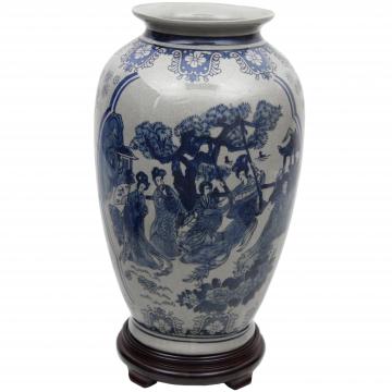 14" Ladies Blue & White Porcelain Tung Chi Vase